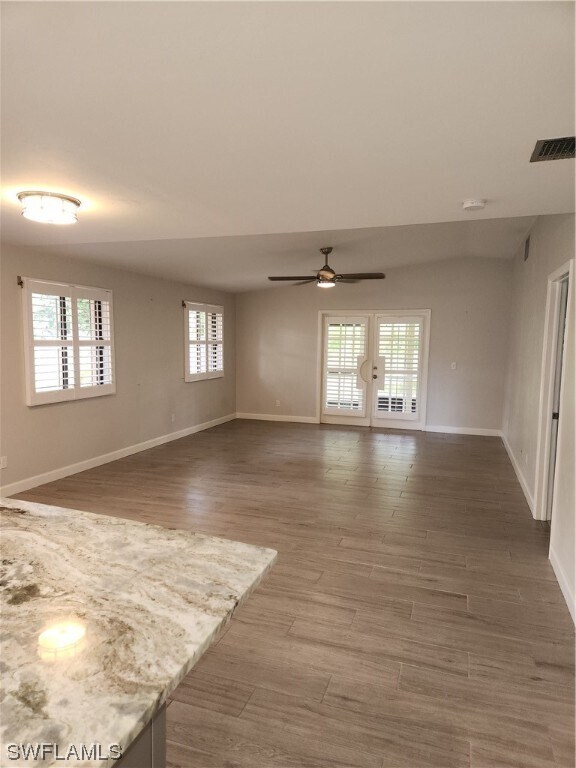 Foto del edificio - 5878 Keylime Way