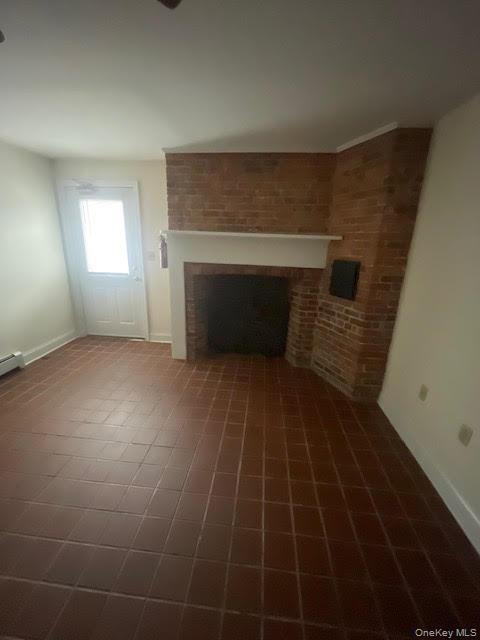 Foto del edificio - 36 E Main St