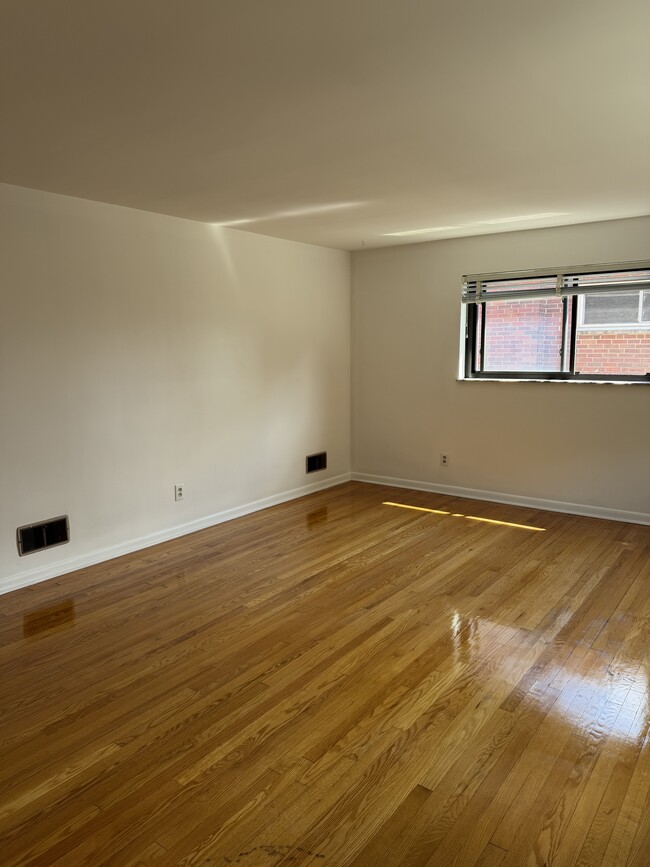 Building Photo - 4222 Century Ln