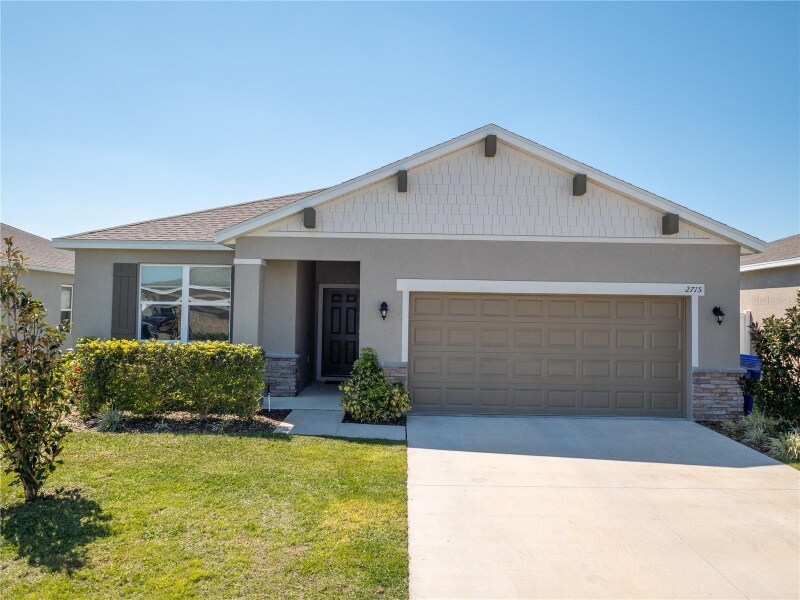 Foto principal - 2715 Rowan St