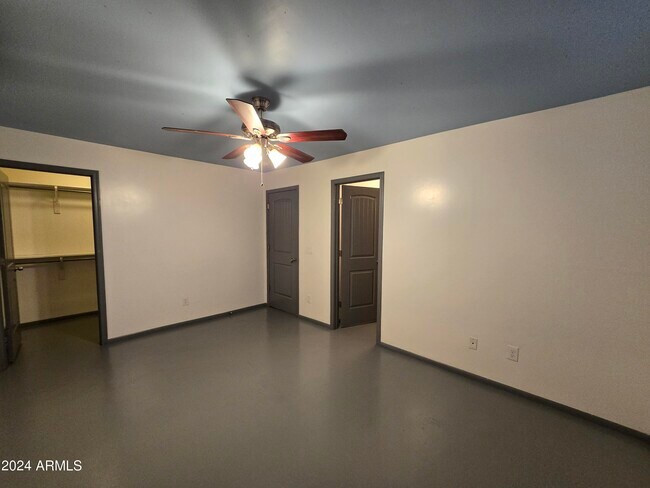 Foto del edificio - 2302 N 36th St