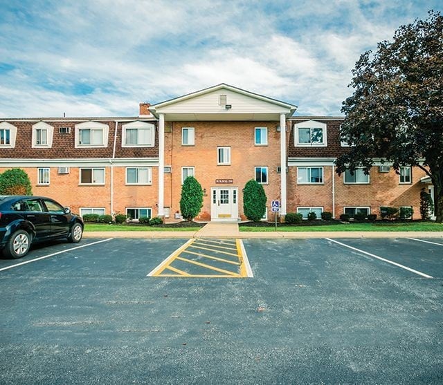 Knollcrest Village Apartments Chester, NY