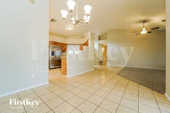 Foto del edificio - 8162 E Mesquite Ridge Cir