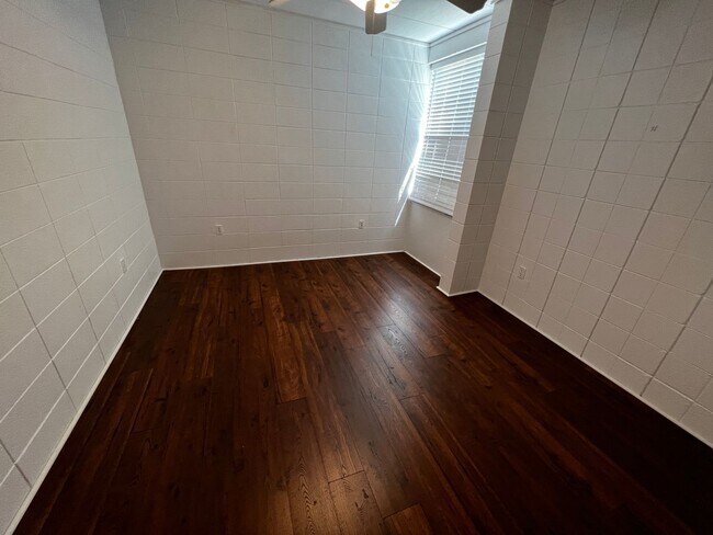 Foto del edificio - One Bedroom one Bath apartment available in quiet environment in Blacksburg