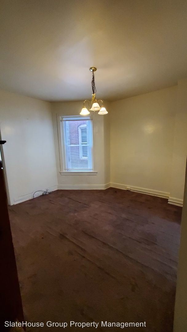 Building Photo - 4 br, 1 bath House - 1132 Chestnut St (WSTEG)