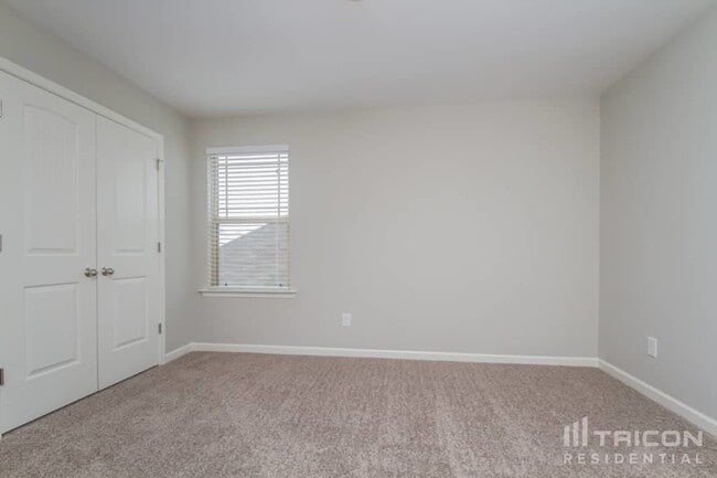 Building Photo - 3012 Wesley Rd
