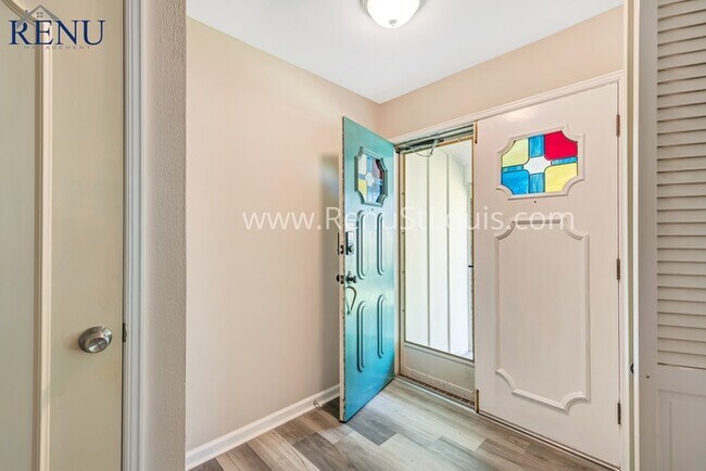 Building Photo - 4340 Tanglebrook Dr