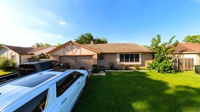 Building Photo - 11423 Graywood Dr