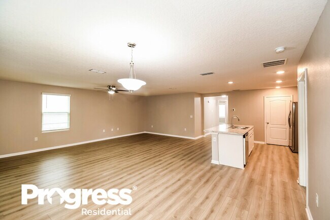Foto del edificio - 3507 Twin Falls Dr
