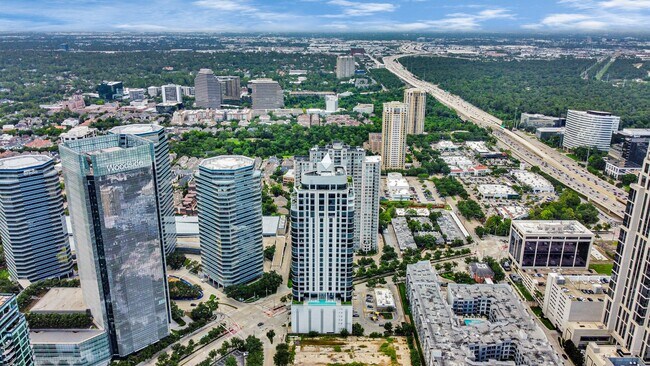 Foto del edificio - 1409 Post Oak Blvd