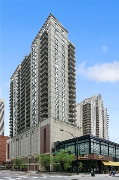 Foto del edificio - 630 N State St