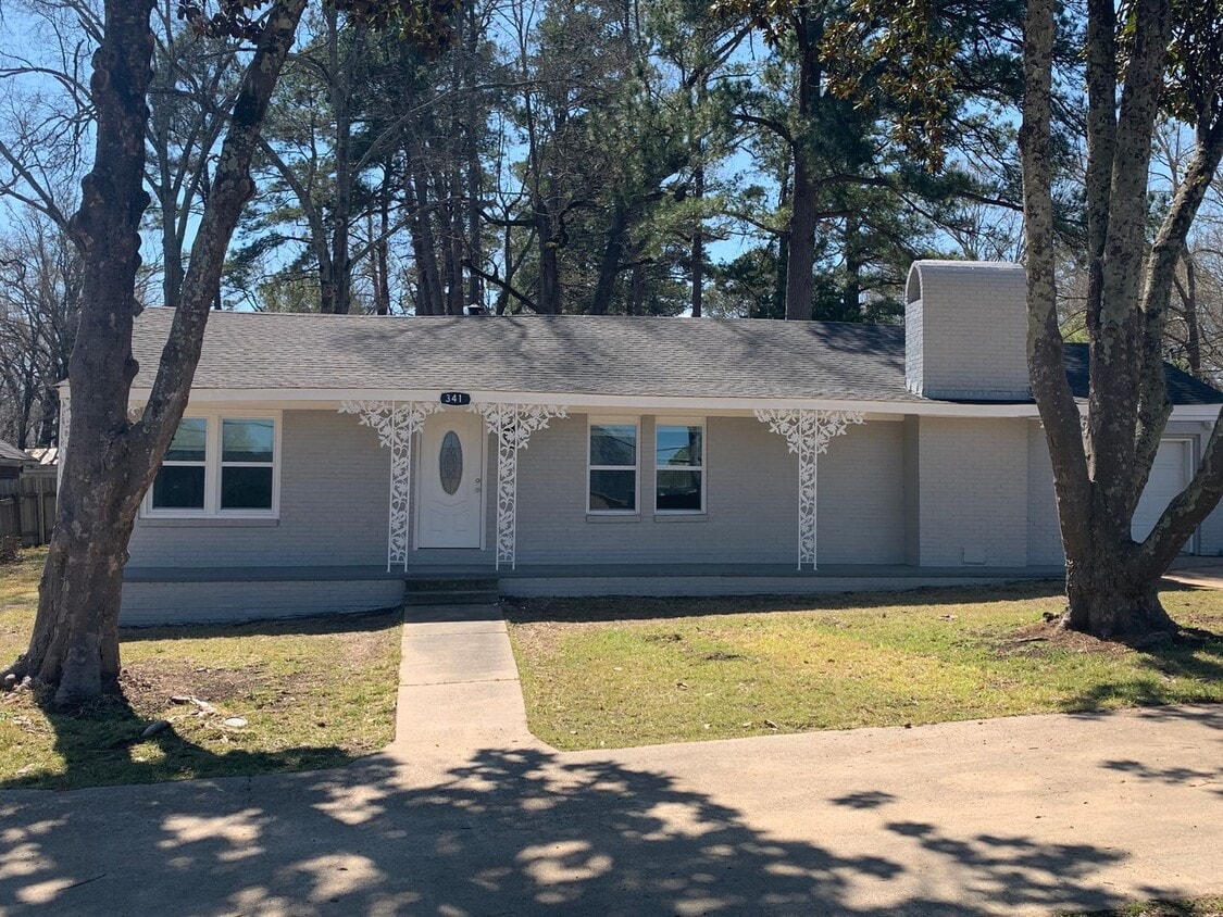 341 Flournoy Lucas Rd, Shreveport, LA 71106 House Rental in