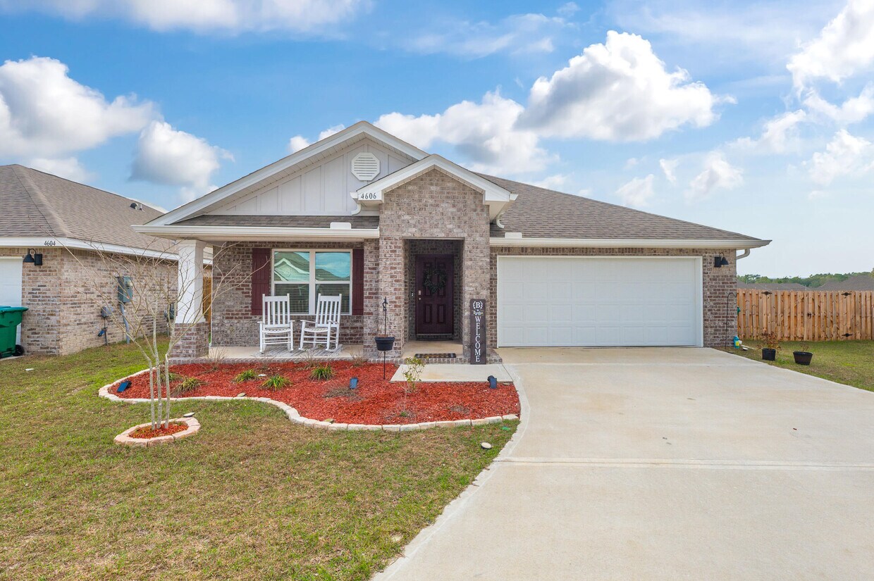4606 Honor Guard Wy, Crestview, FL 32539 House Rental in Crestview