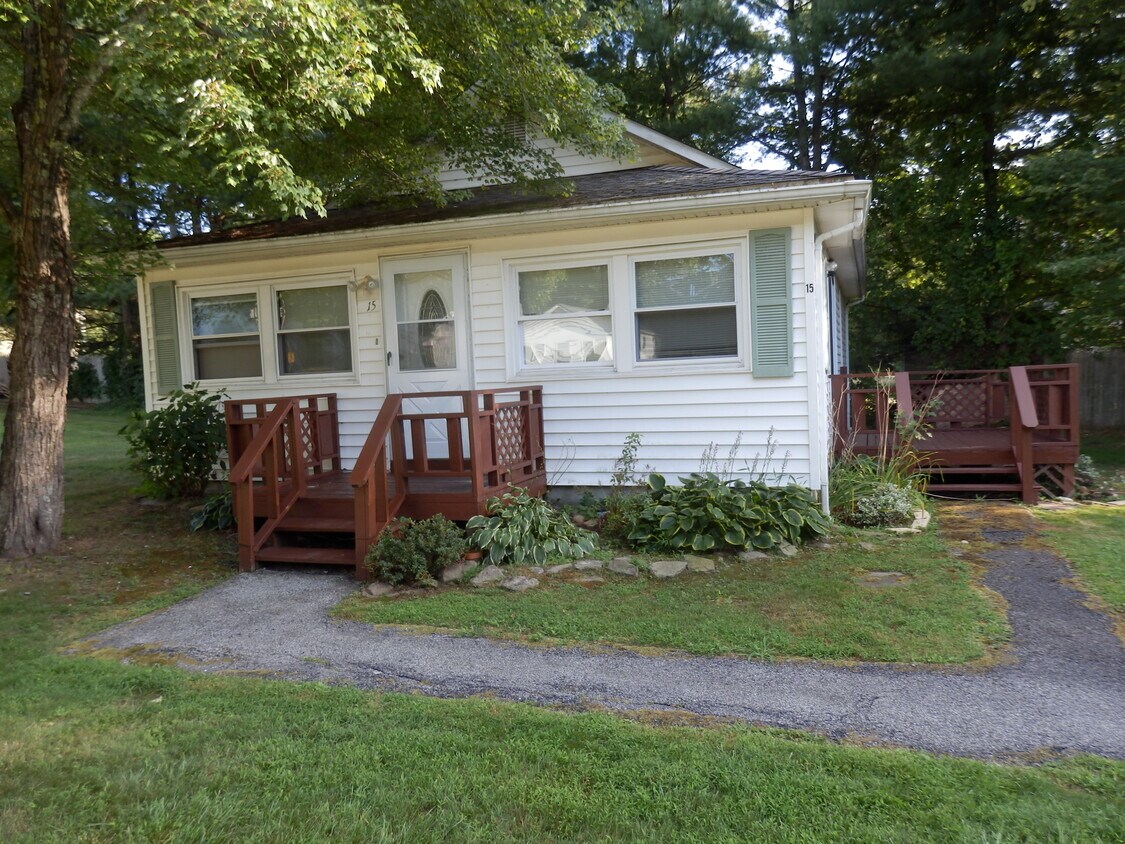 15 Heather Ln, Putnam Valley, NY 10579 House Rental in Putnam Valley