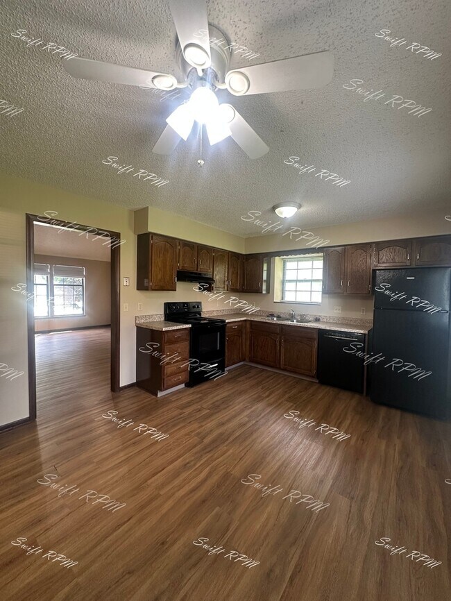 Foto del edificio - 6704 W 150th St