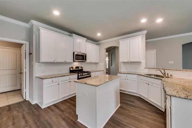 Foto del edificio - 16704 Lincoln Park Ln