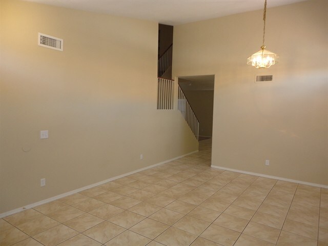 Building Photo - 4056 E Arbor Avenue
