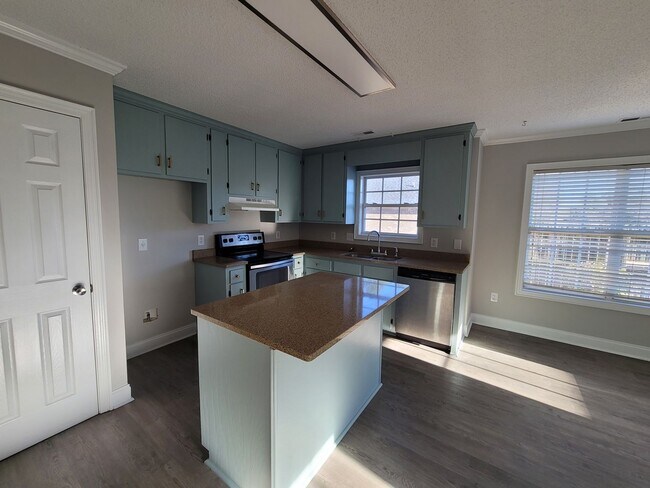 Foto del edificio - Ready for Tenants!