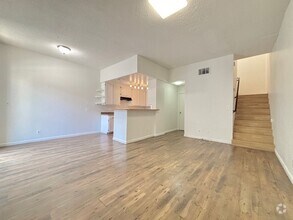 Building Photo - 14520 Plummer St
