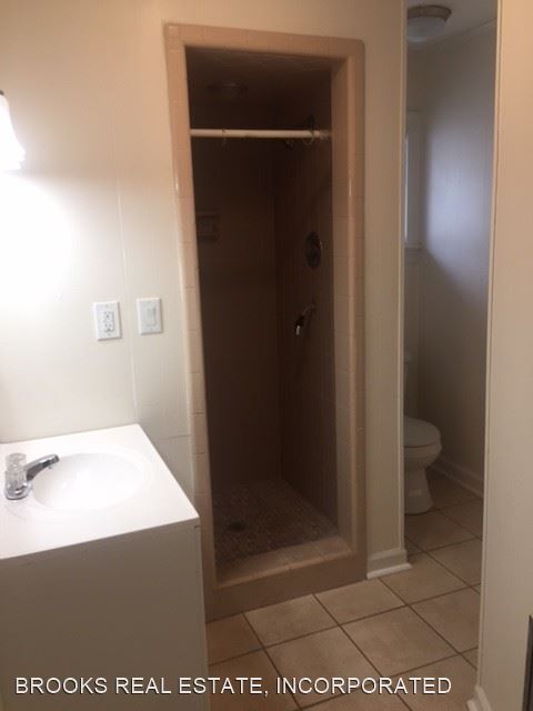 Building Photo - 1 br, 1 bath House - 7797 Richmond Road Apt B