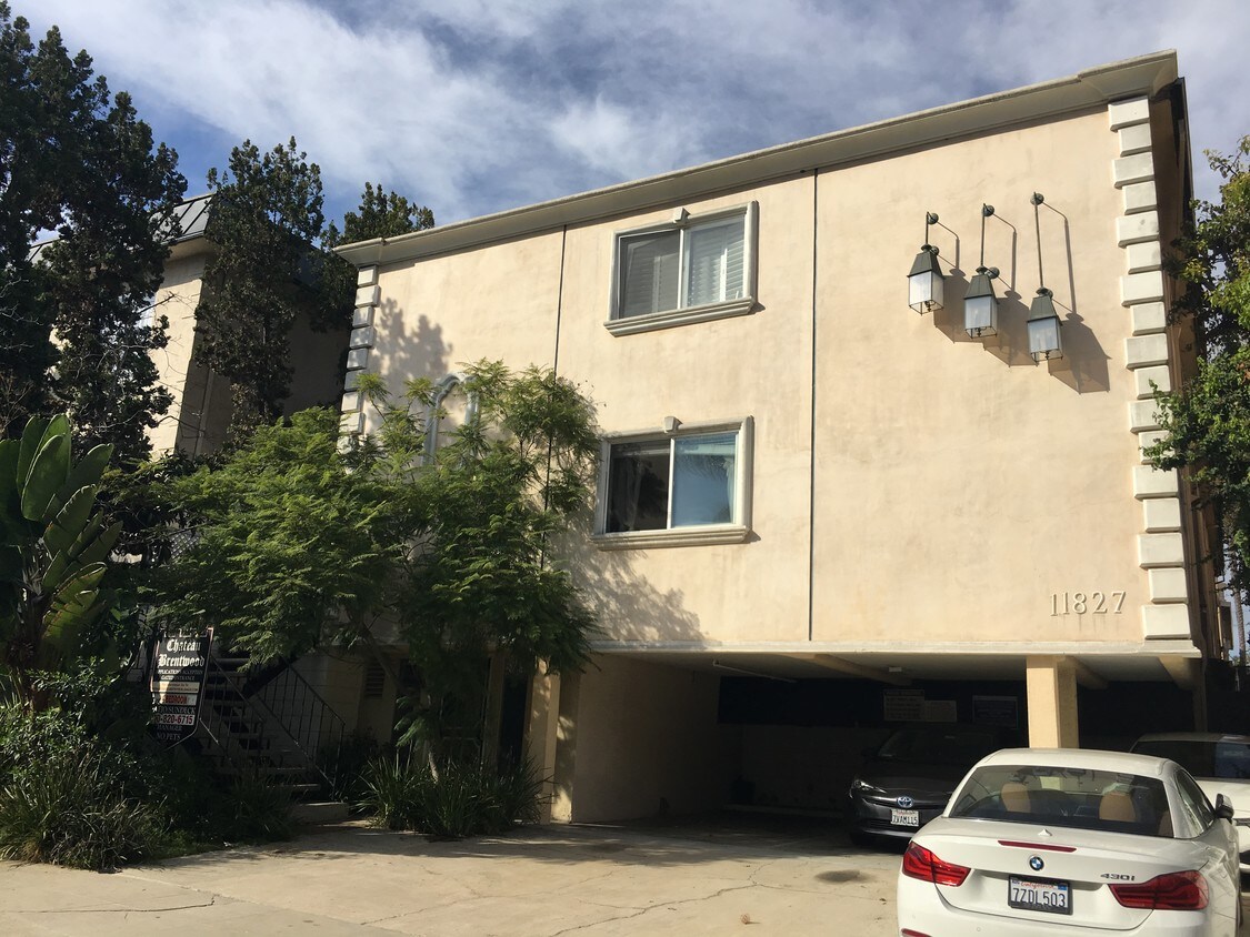Foto principal - 11827 Dorothy St
