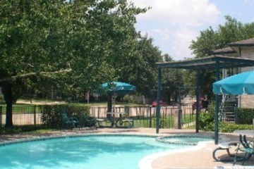 Piscina - Langham Creek Apartments