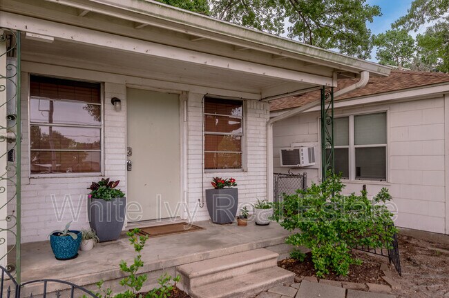 Foto del edificio - 1412 22nd St