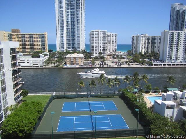 Foto del edificio - 1000 Parkview Dr