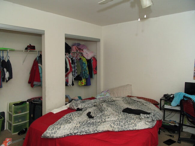 Foto del edificio - 7855 S Coles Ave