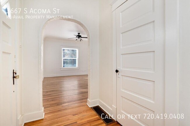 Building Photo - 3667 S Acoma St