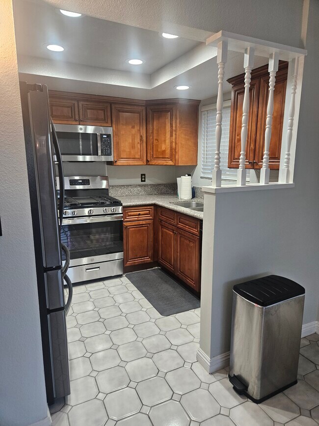 Cocina - 4195 Kingsley St