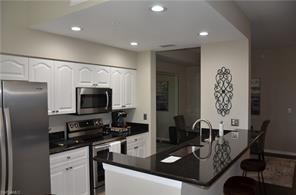 Building Photo - 9350 Highland Woods Blvd