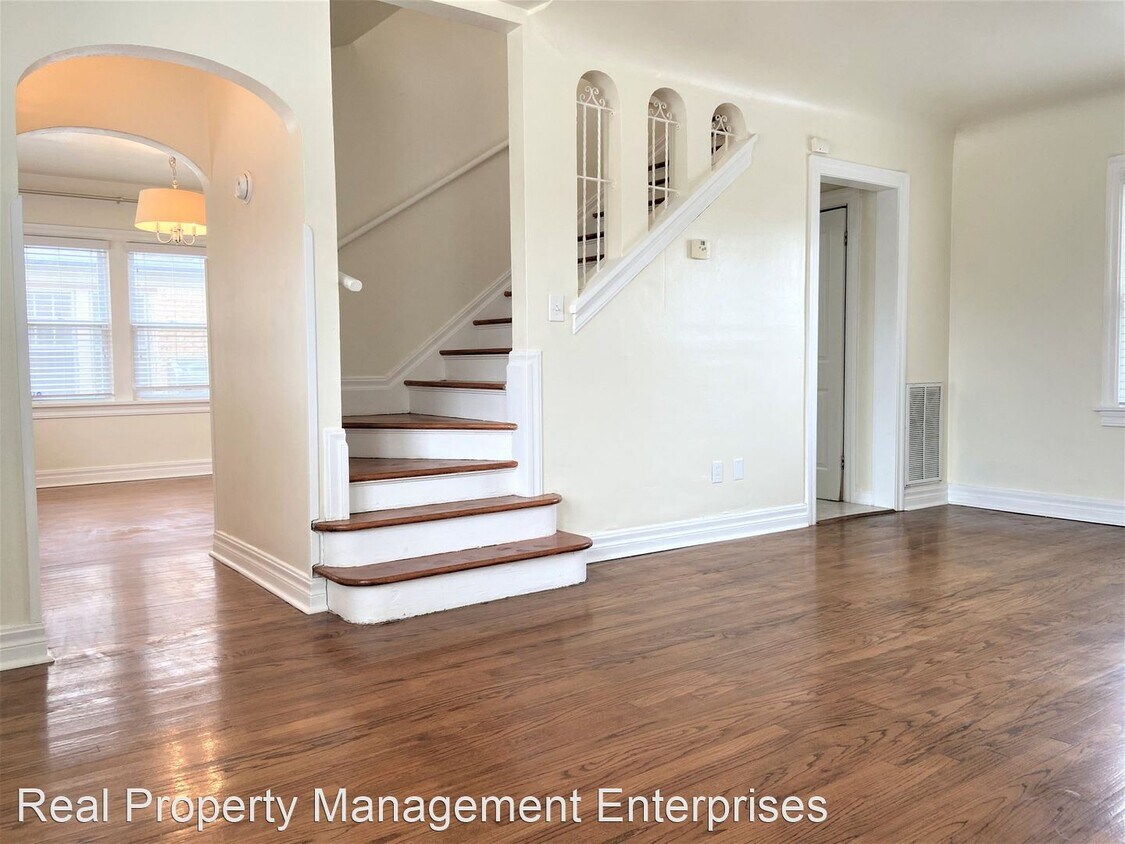 Foto principal - 3 br, 1.5 bath House - 3329 NW 24th St
