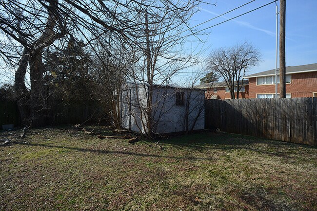 Building Photo - 2724 NW 48th St