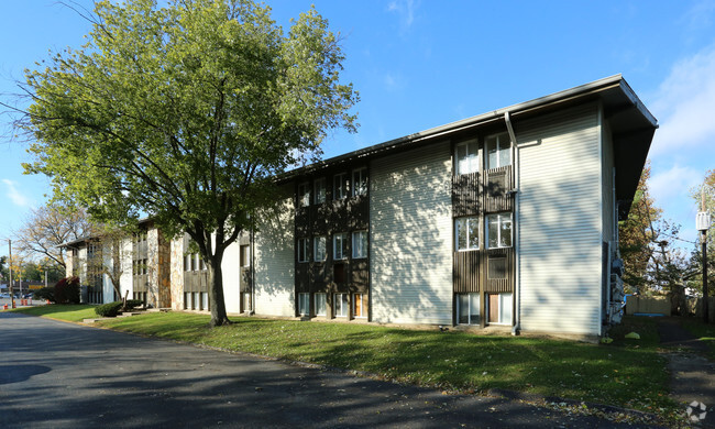 Building Photo - Clear Stone Place