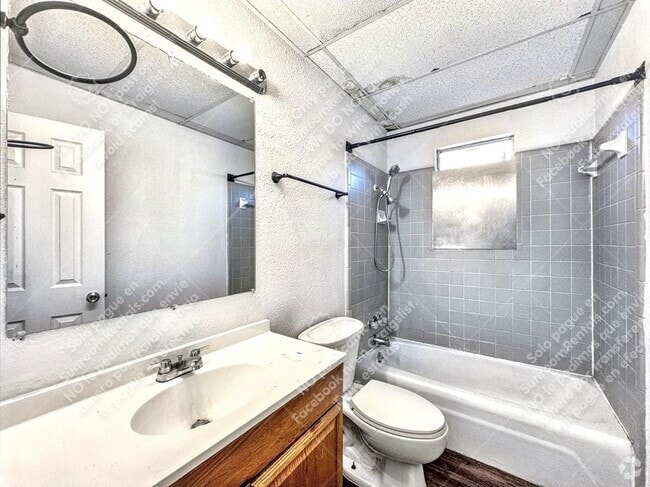 Building Photo - 742 Old Martindale Rd