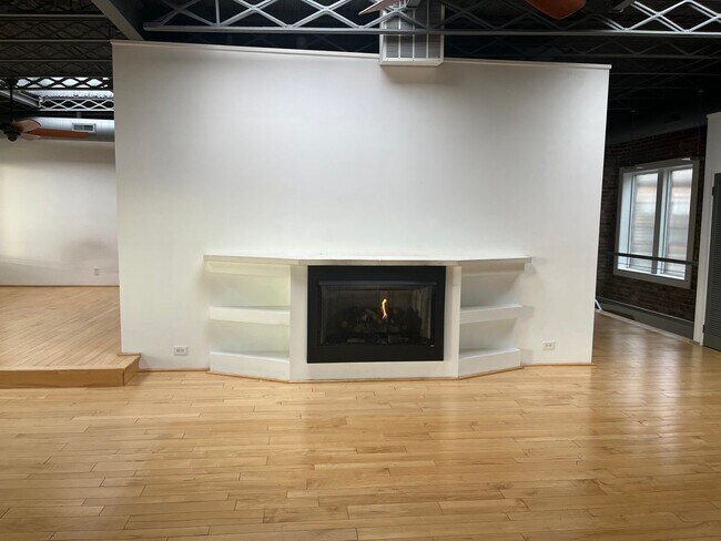 Foto del edificio - 10 E Broadway