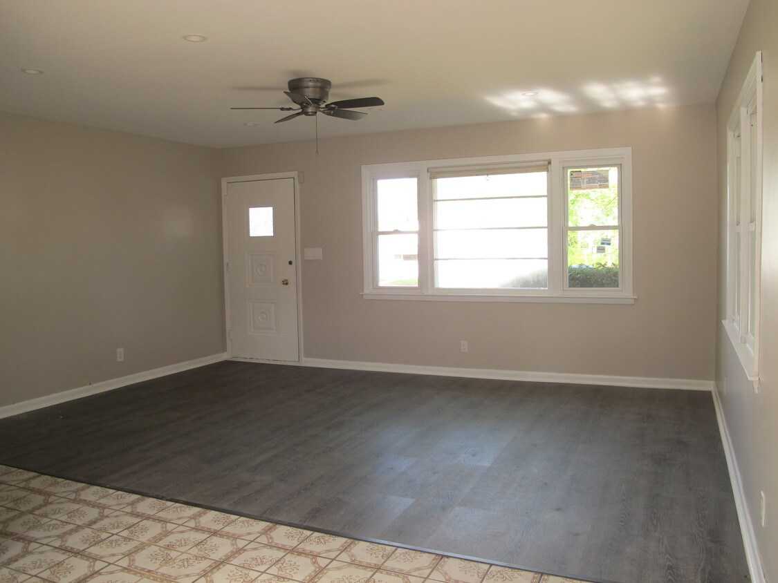 3995 Madison Ave, Bridgeport, CT 06606 House Rental in Bridgeport, CT