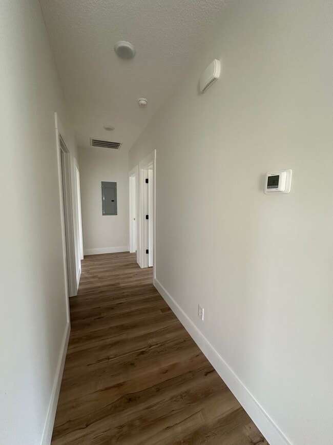 Building Photo - 3 Bed 2 Bath New Construction Home