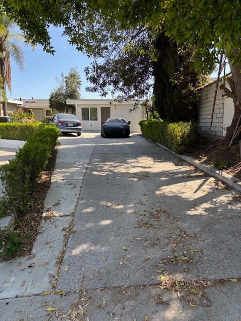 Building Photo - 5720 Wallis Ln