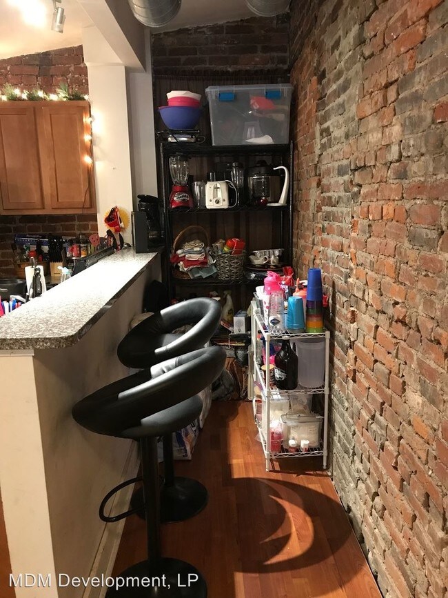 Foto del edificio - 44 S 13th St