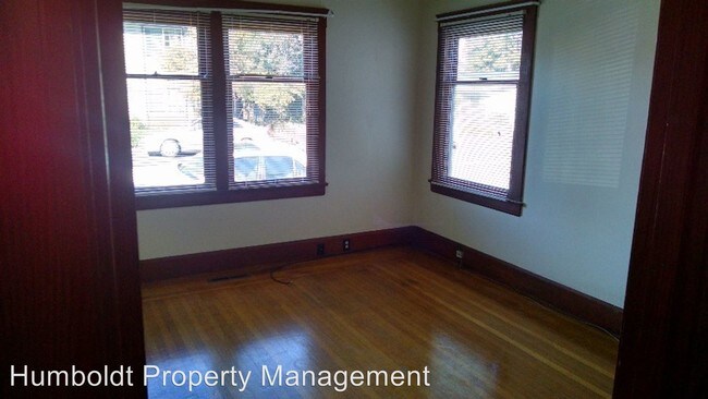 Building Photo - 2 br, 1 bath Apartment - 790 15th Street