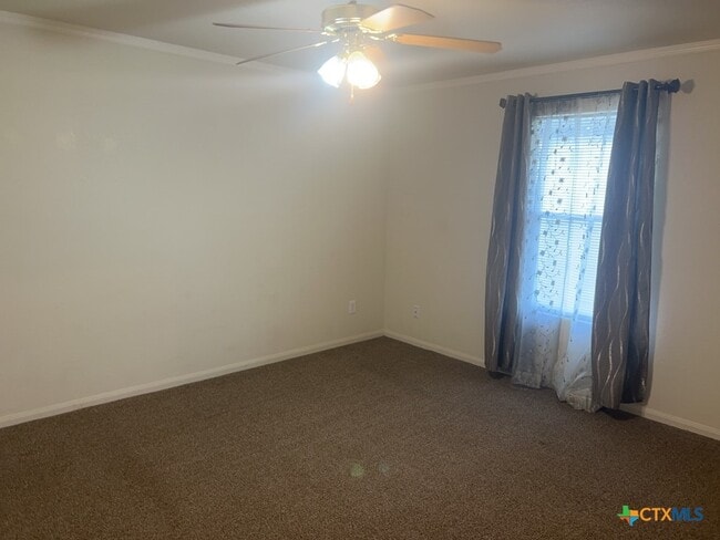 Building Photo - 5604 Bertha Dr