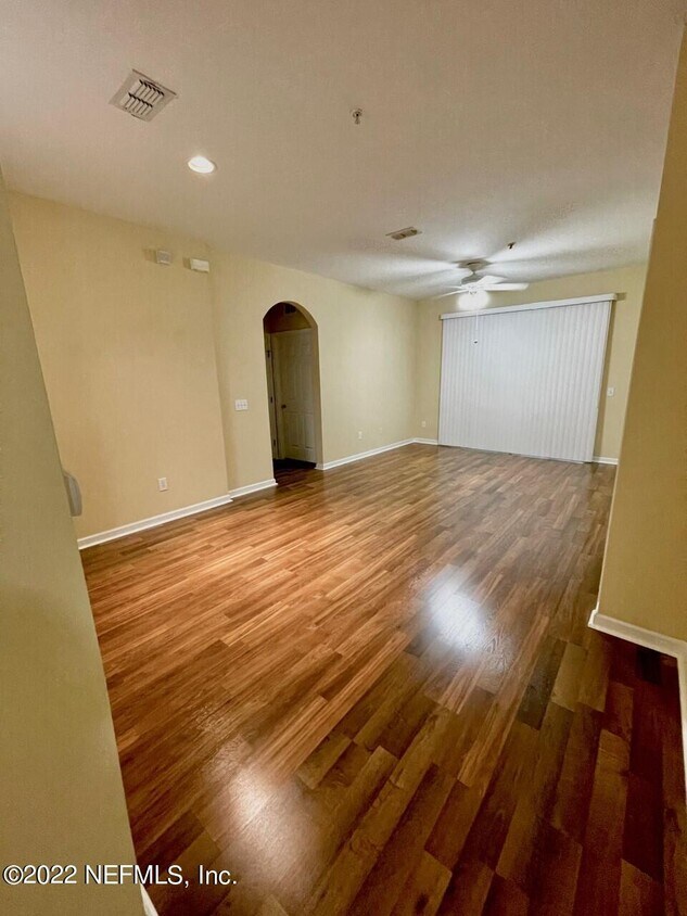 7801 Point Meadows Dr Unit 1103, Jacksonville, FL 32256 Condo for Rent in Jacksonville, FL