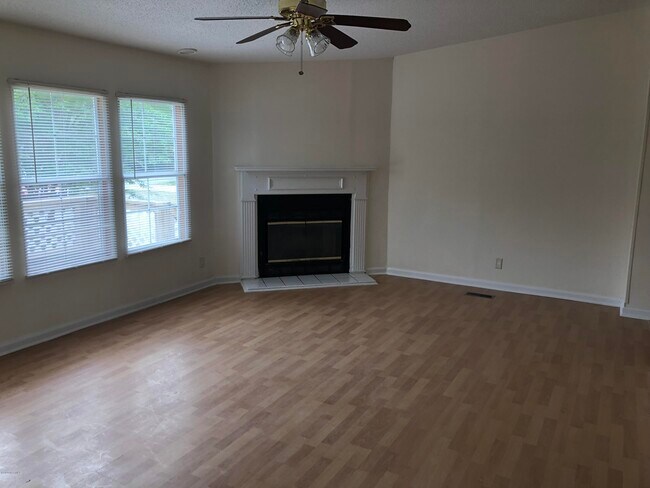 Building Photo - 765 Lumbee Rd