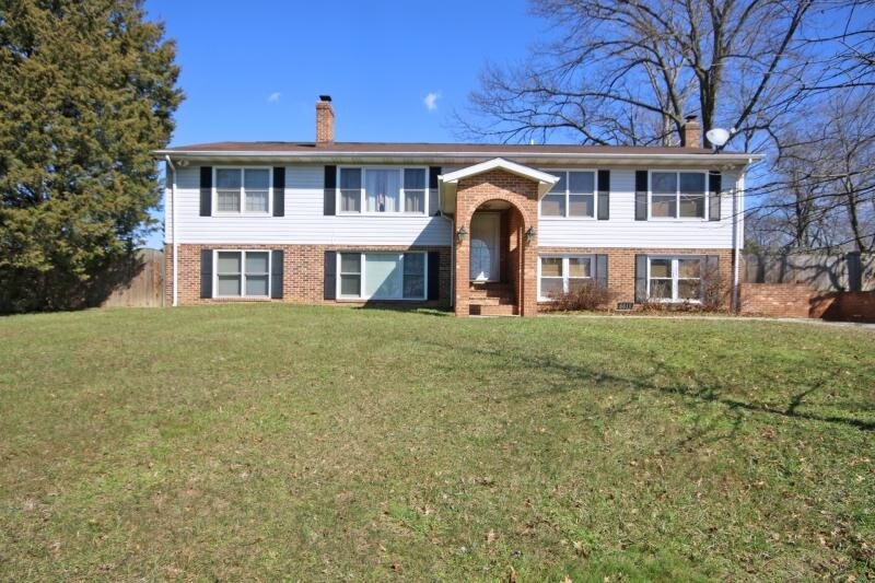 Primary Photo - 6610 Surratts Rd