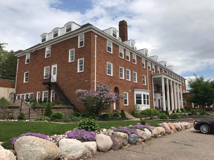 The Mather Inn 107 E Canda St Ishpeming, MI Apartments for Rent in