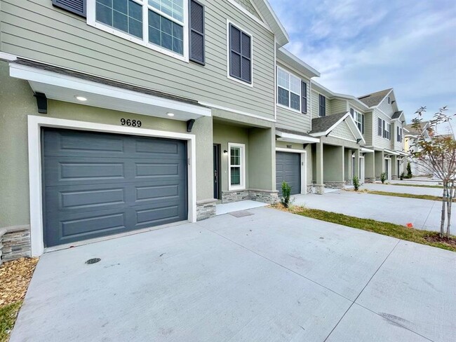 Foto del edificio - 9689 Sweetwell Pl