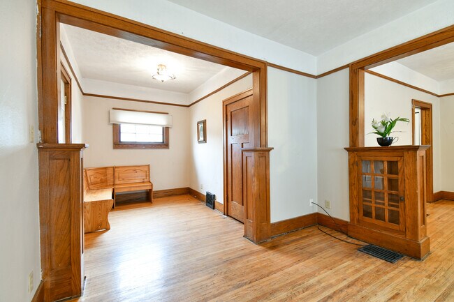 Building Photo - 4517 Adams St