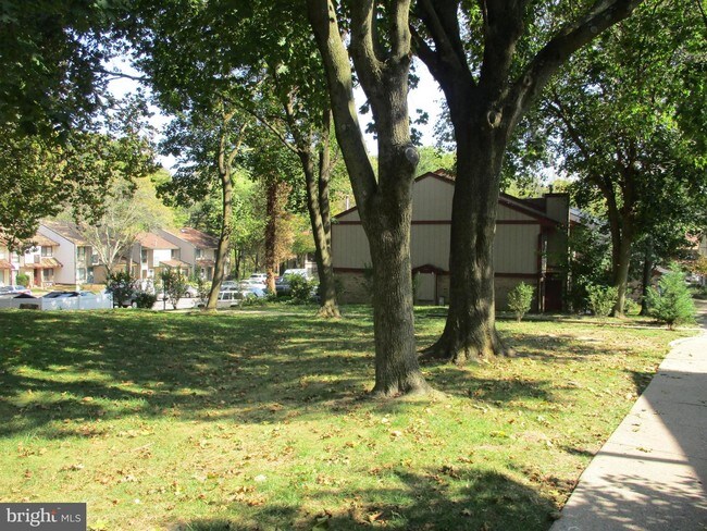 Foto del edificio - 1410 Timber Creek Rd